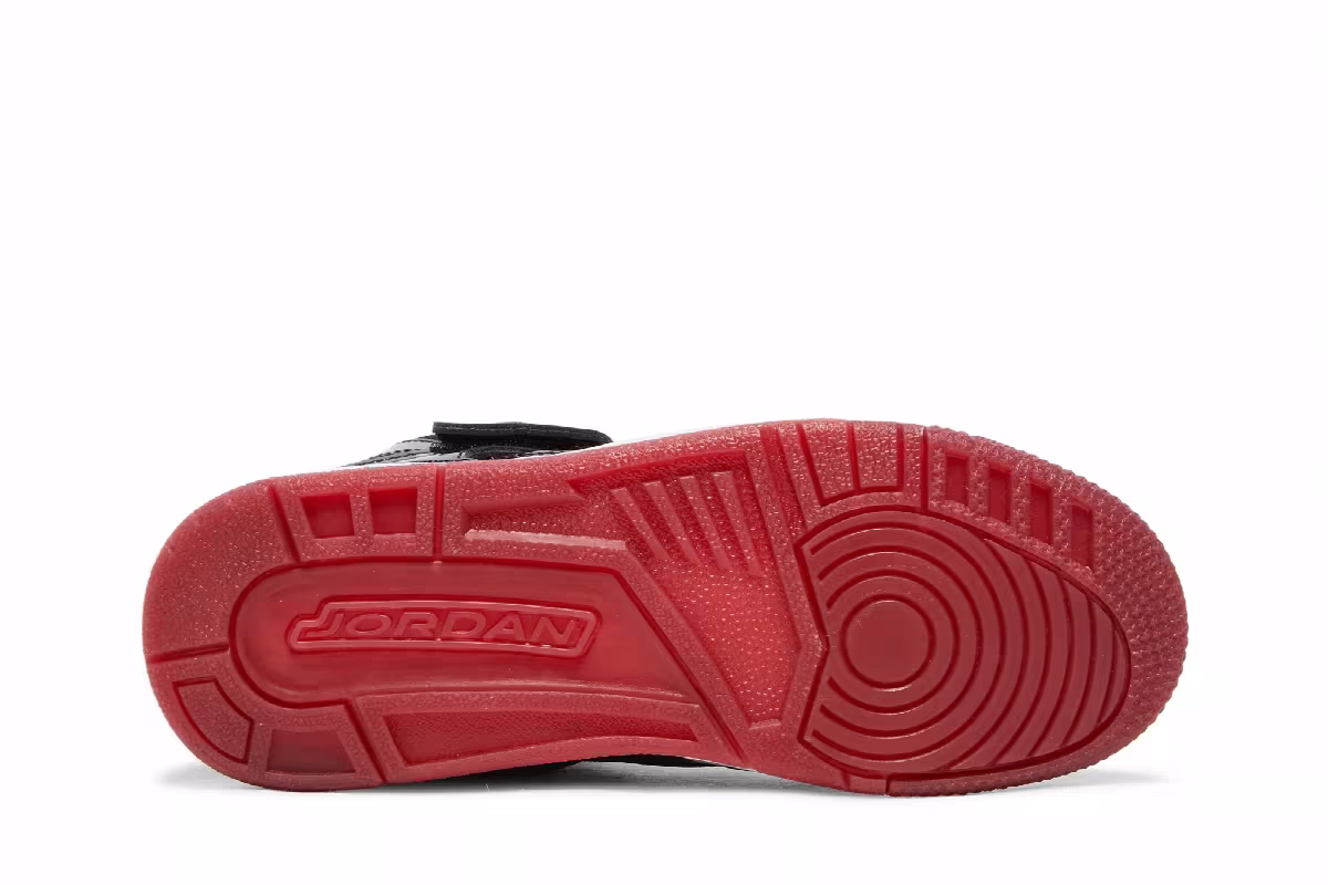 Air Jordan Flight 45 High GS Bred, view 5
