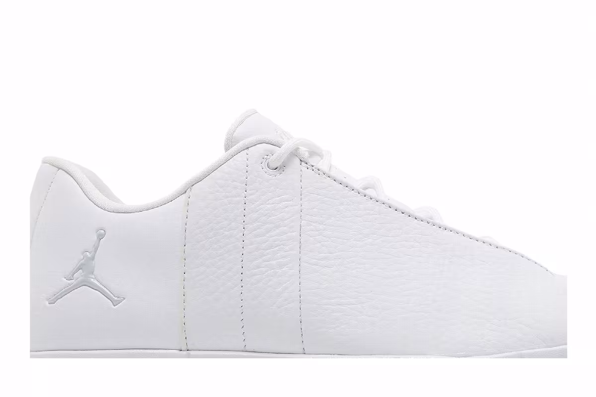 Air Jordan TE 2 Low White Pure Platinum, view 3