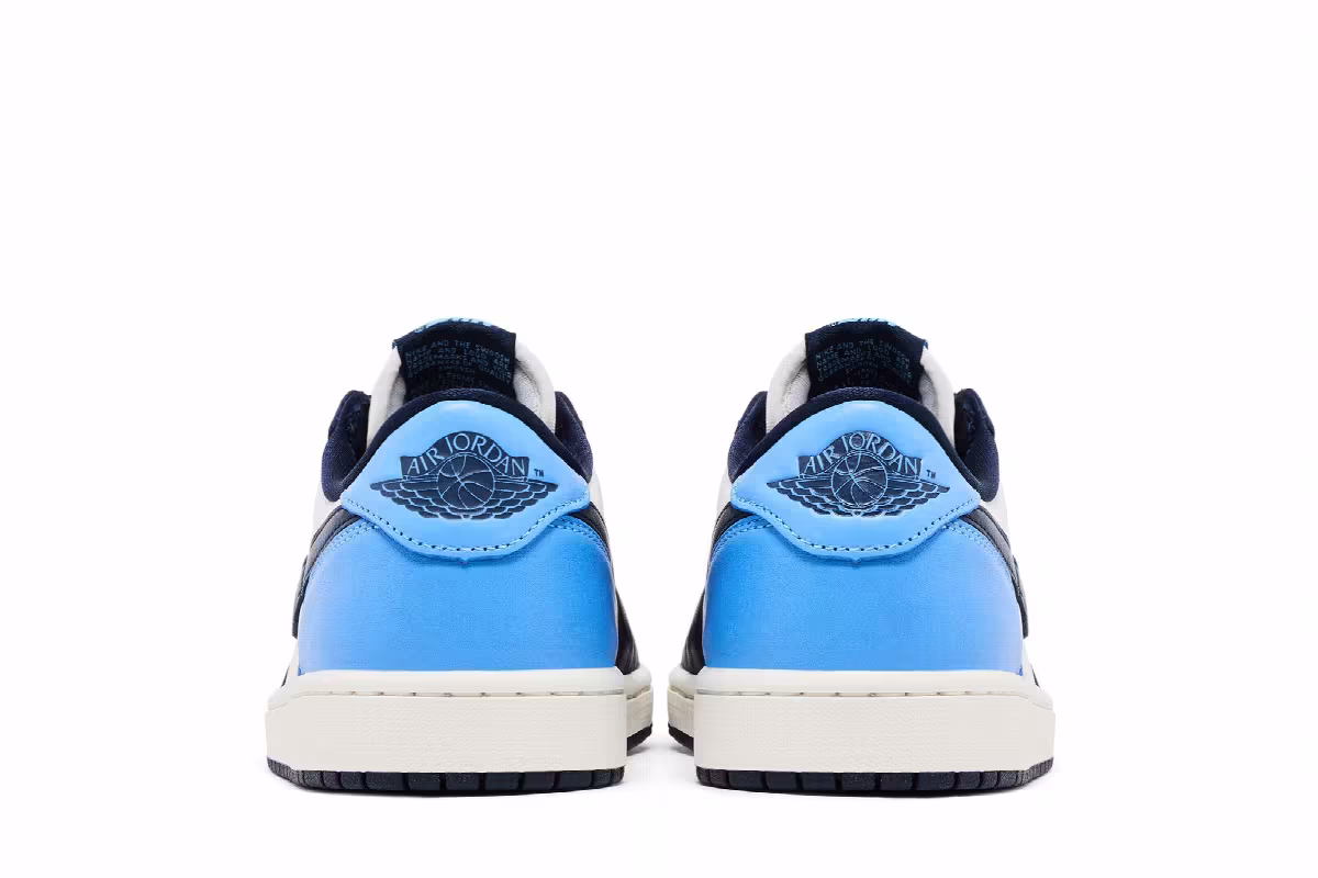 Air Jordan 1 Low OG Obsidian UNC, view 7