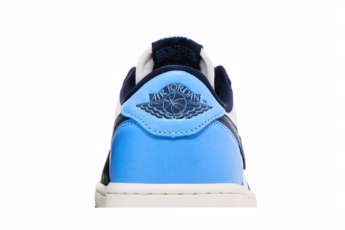 Air Jordan 1 Low OG Obsidian UNC, view 8