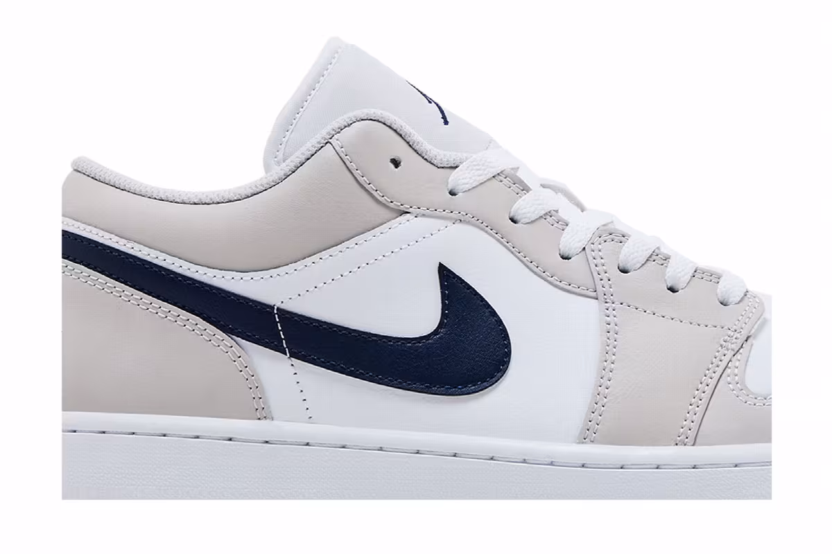 Air Jordan 1 Low Georgetown, view 3