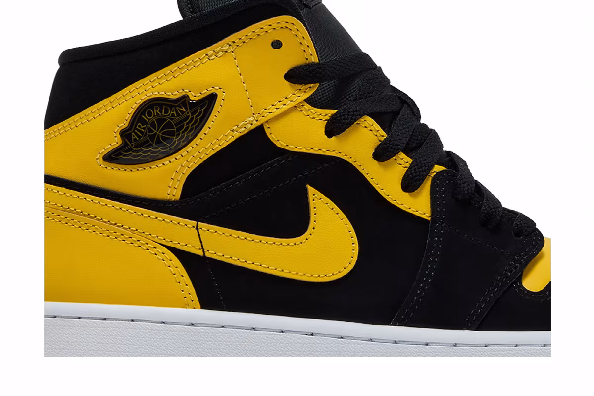 Air Jordan 1 Mid SE New Love 2025, view 3