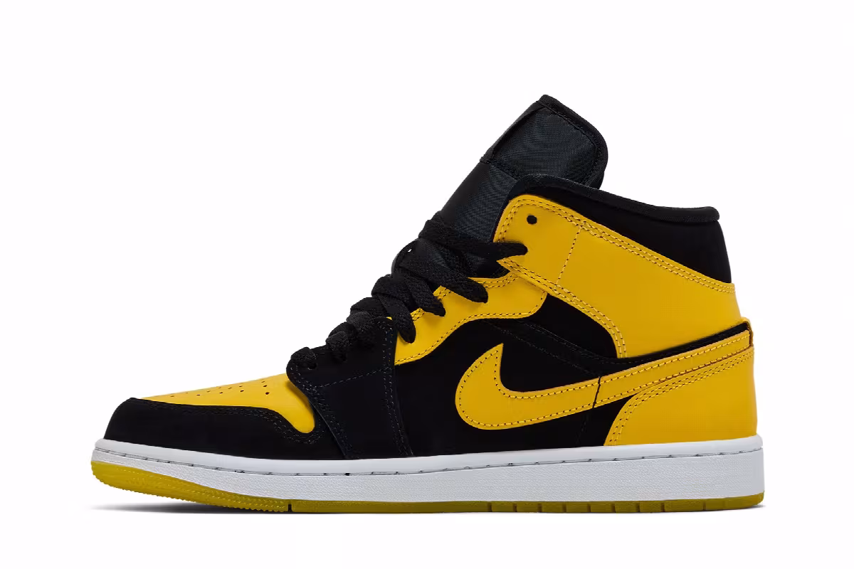 Air Jordan 1 Mid SE New Love 2025, view 4