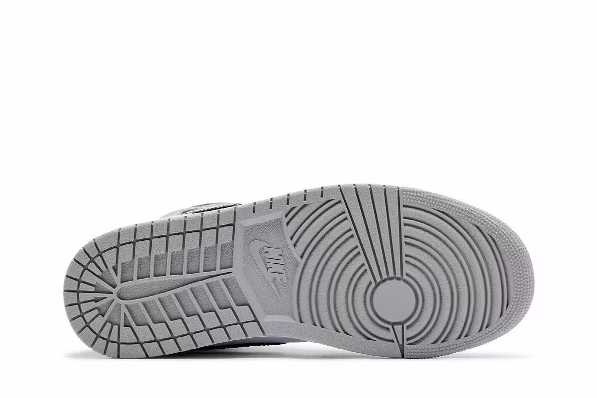 Air Jordan 1 Mid Barons, view 5