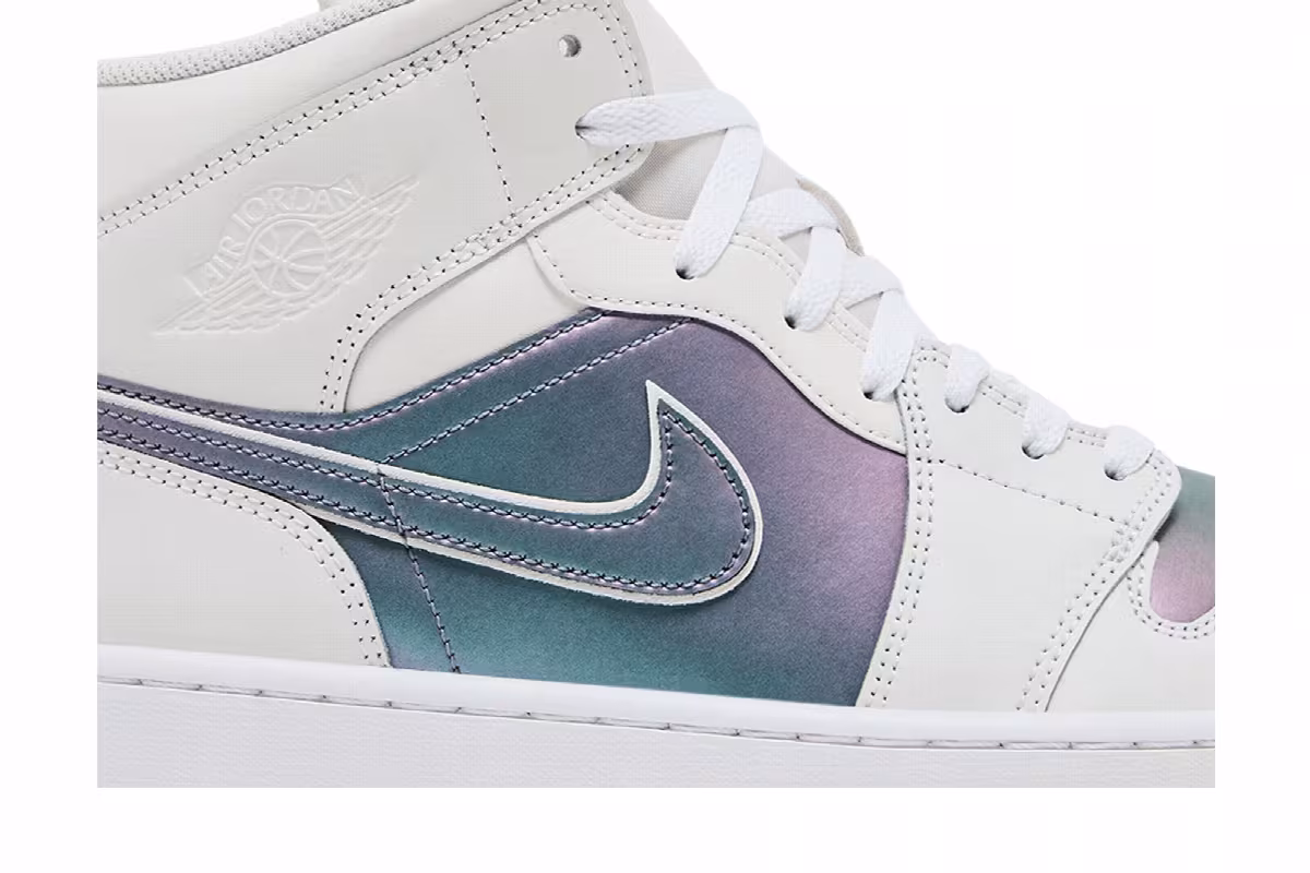 Air Jordan 1 Mid Phantom Iridescent, view 3