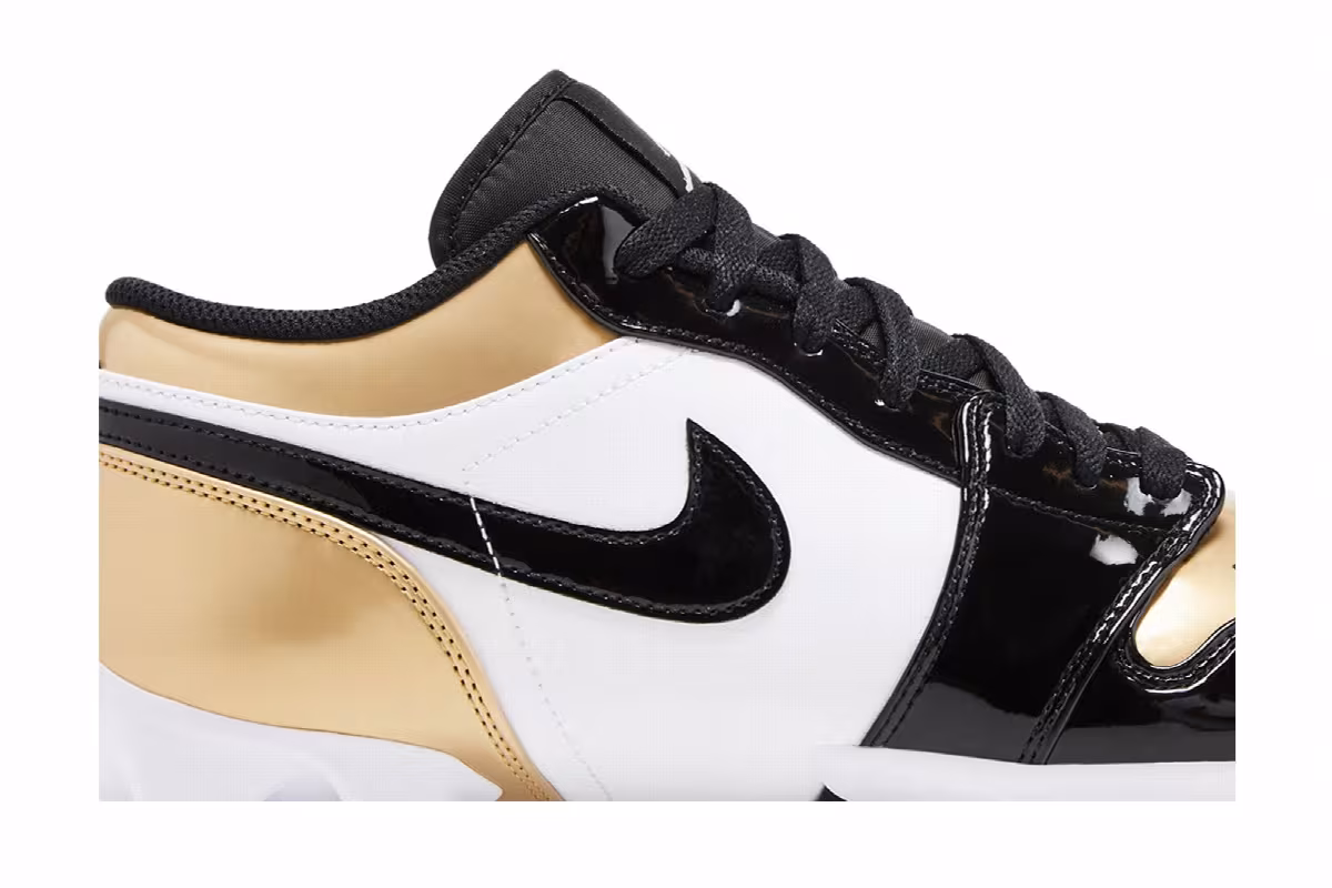 Air Jordan 1 Low TD Cleat Gold Toe, view 3