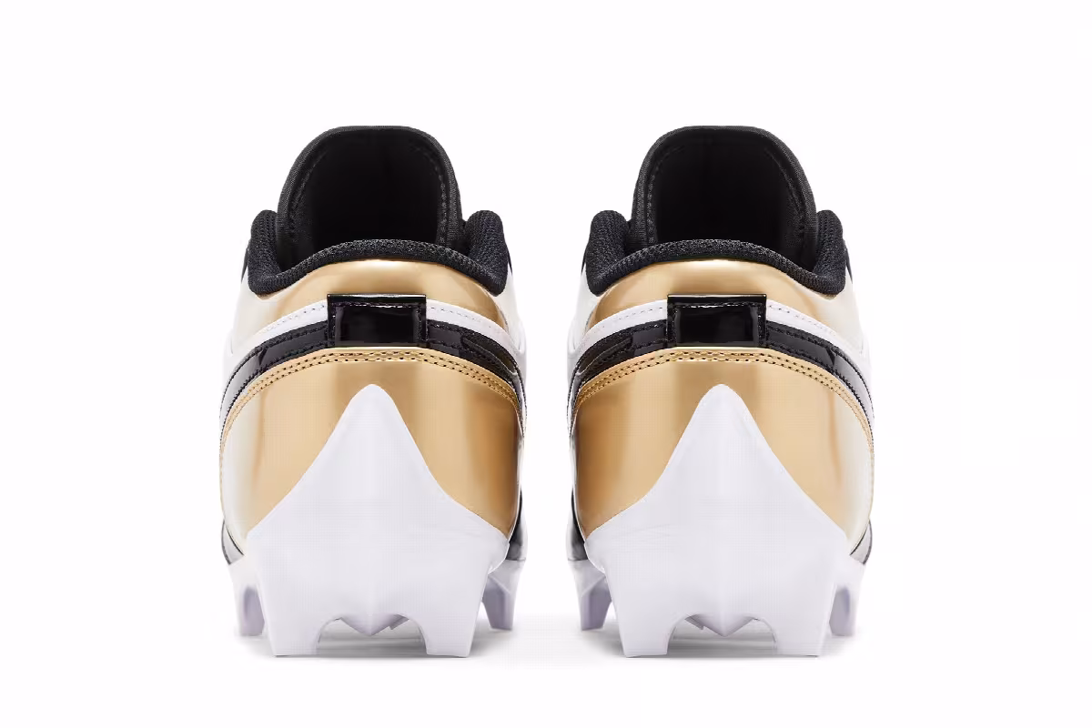 Air Jordan 1 Low TD Cleat Gold Toe, view 7
