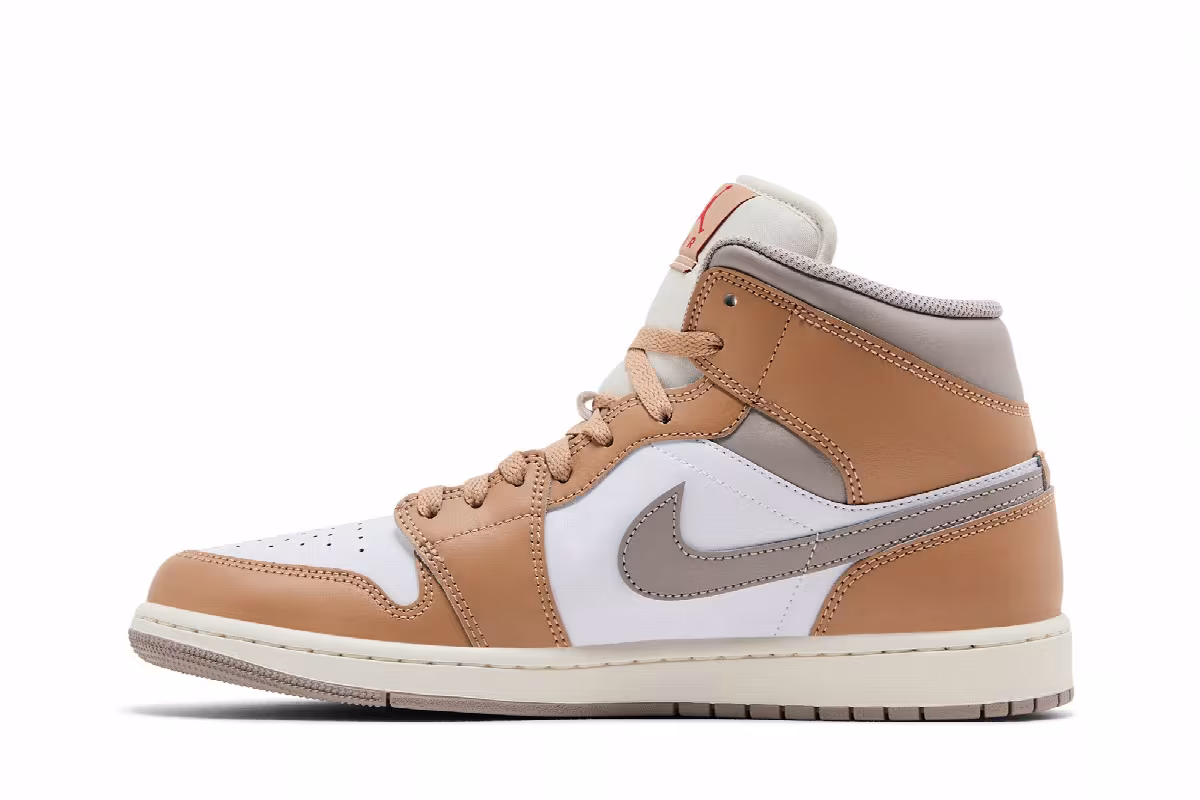 Air Jordan 1 Mid Hemp White, view 4