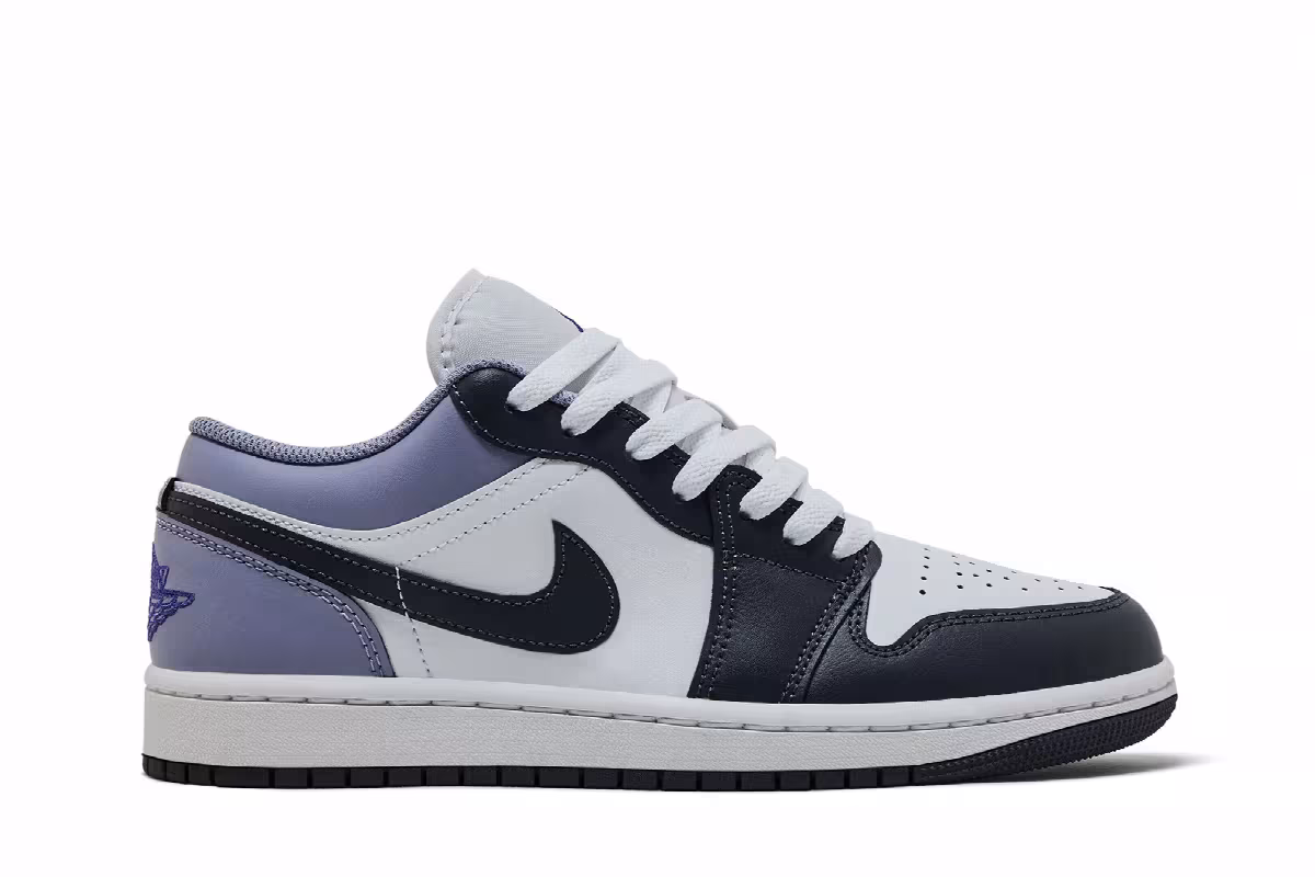 Air Jordan 1 Low White Indigo Haze, view 2