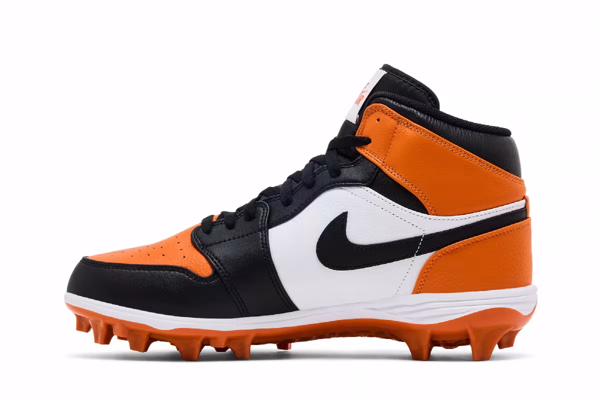 Air Jordan 1 Mid TD Cleat Shattered Backboard, view 4
