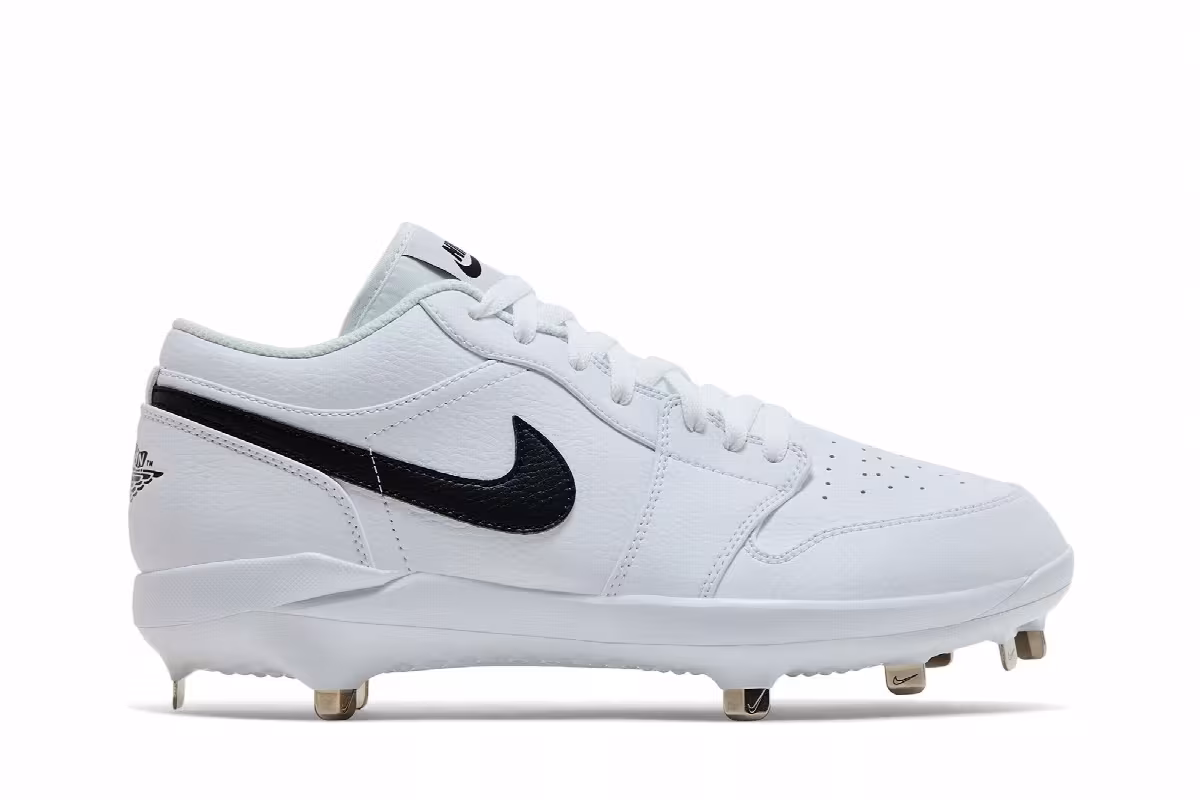 Air Jordan 1 Low Metal White Black, view 2