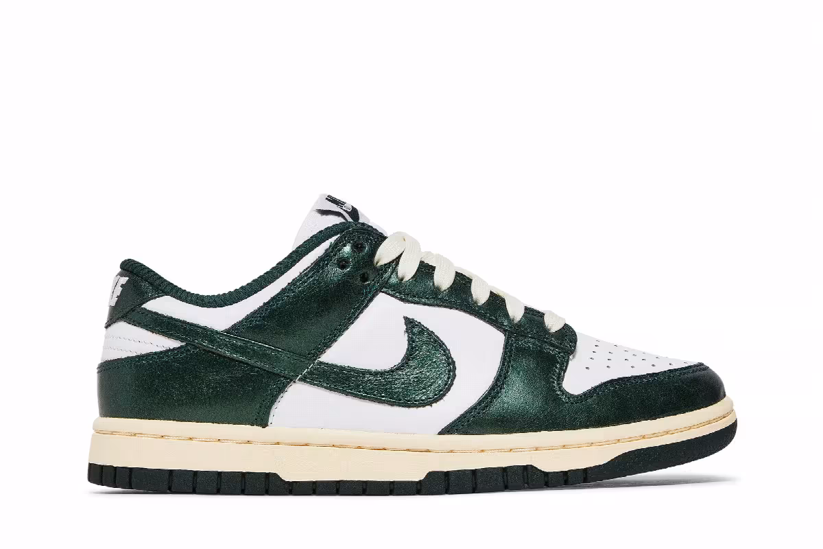 Nike Women's Dunk Low Vintage Green, view 2