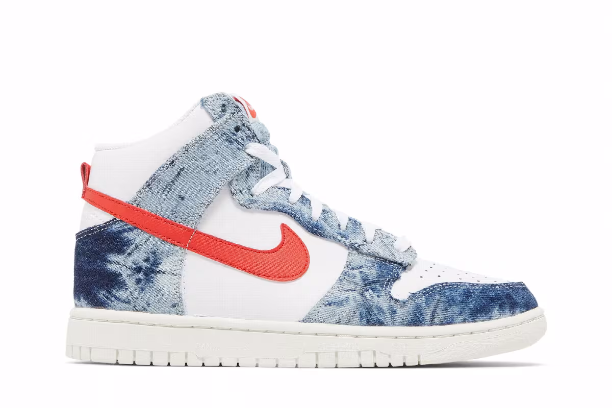 Nike Women's Dunk High Washed Denim, view 2