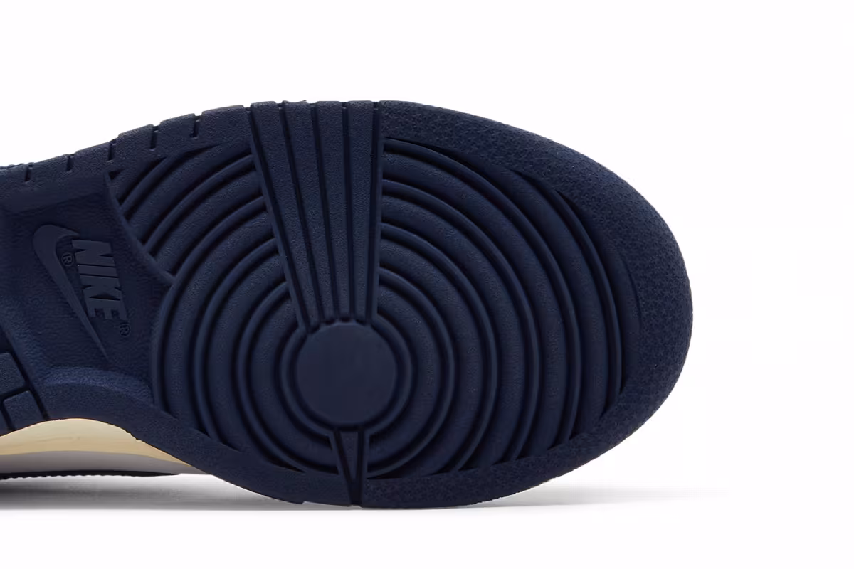 Nike Women's Dunk Low Vintage Navy, view 6