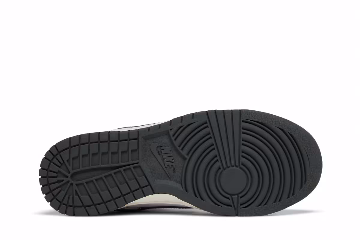 Nike Women's Dunk Low Light Smoke Grey, view 5