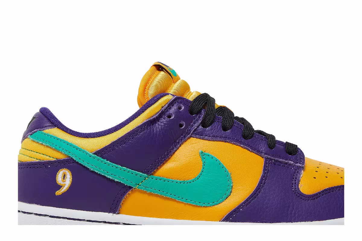 Lisa Leslie x Nike Women's Dunk Low Sparks, view 3