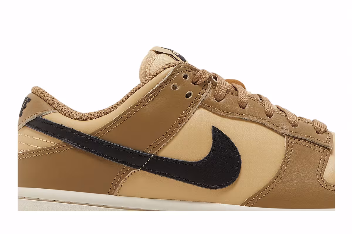 Nike Women's Dunk Low Dark Driftwood, view 3