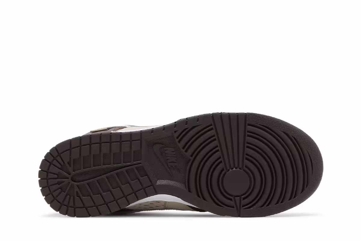 Nike Women's Dunk Low Light Orewood Brown, view 5