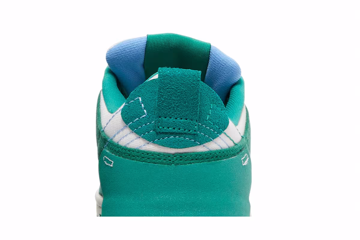 Nike Women's Dunk Low Disrupt 2 Malachite, view 8