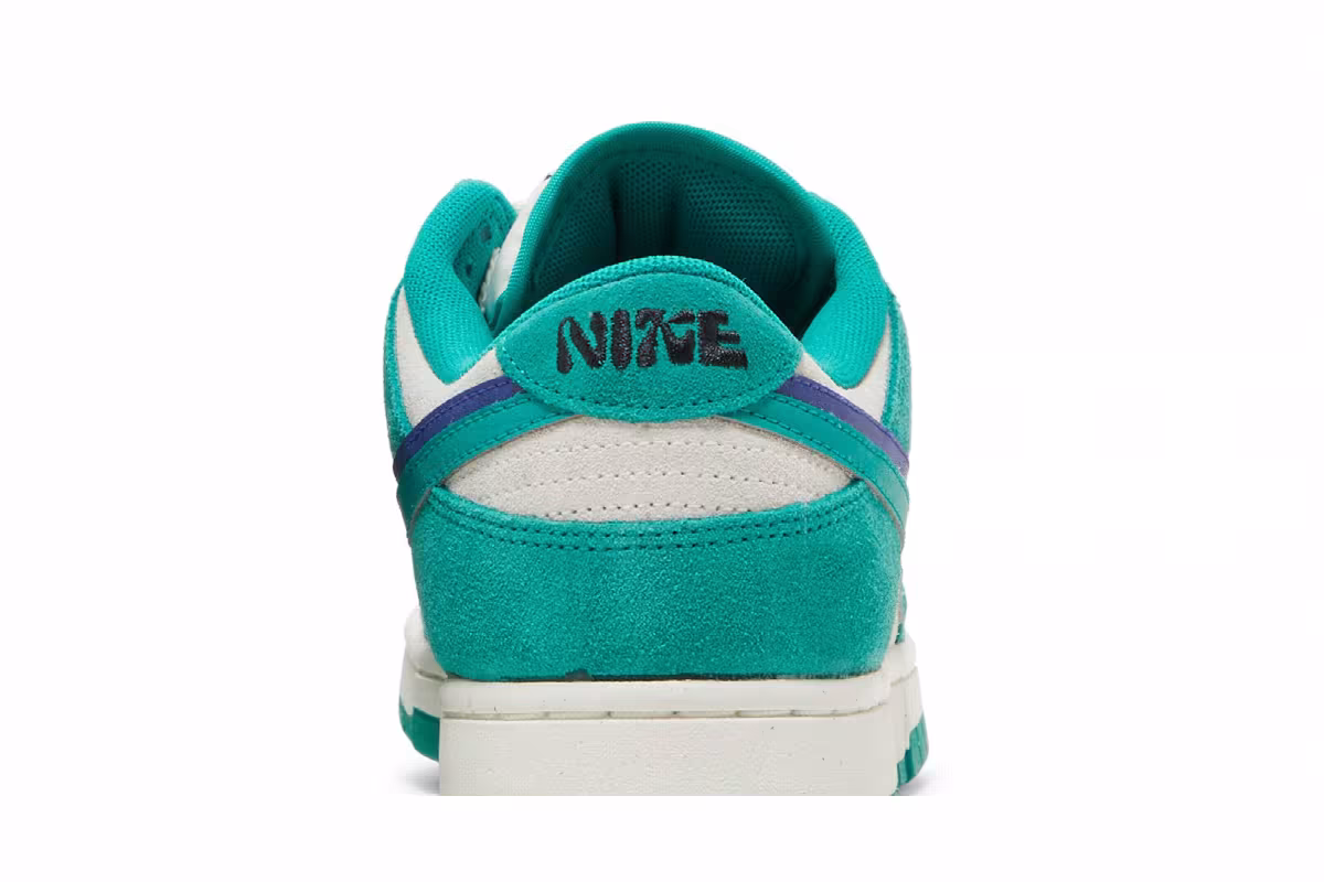 Nike Women's Dunk Low SE 85, view 8