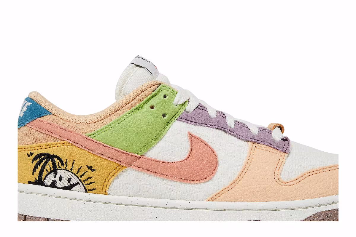 Nike Women's Dunk Low SE Sun Club, view 3