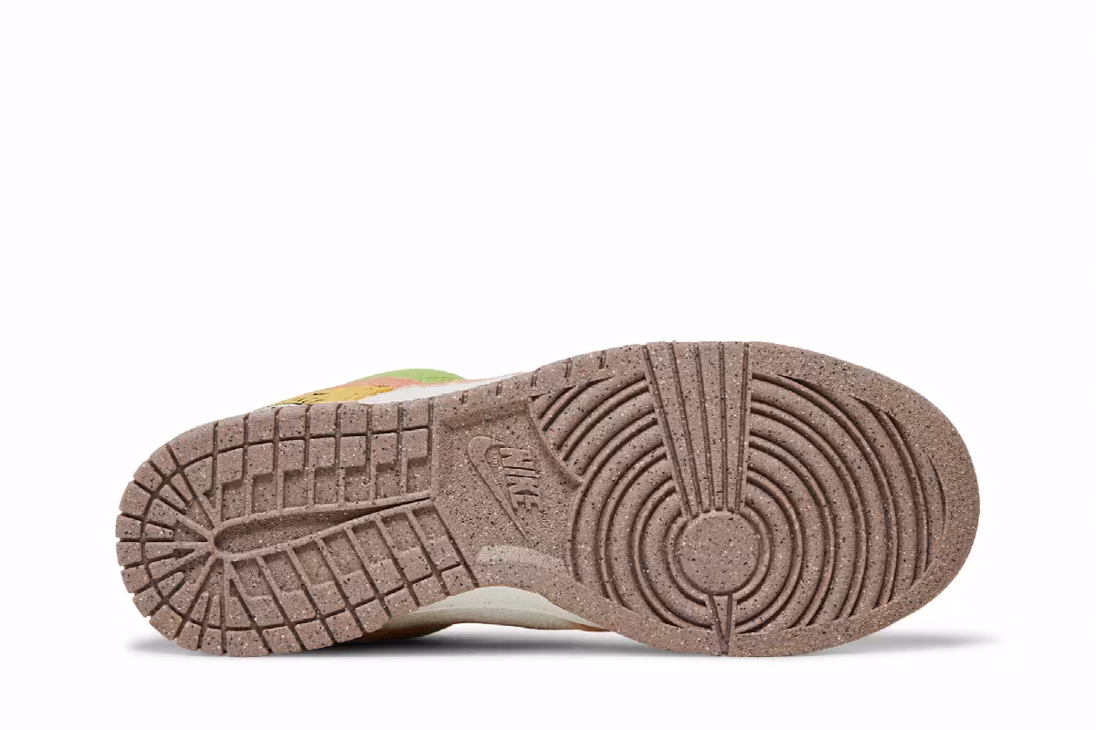 Nike Women's Dunk Low SE Sun Club, view 5