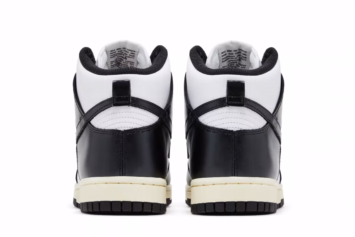 Nike Women's Dunk High Vintage Black, view 7