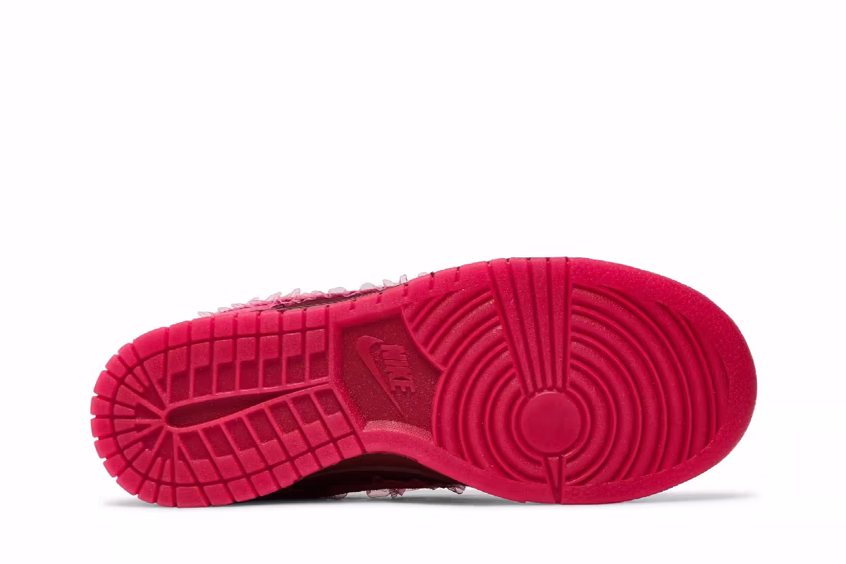 Nike Women's Dunk Low Valentine's Day, view 5