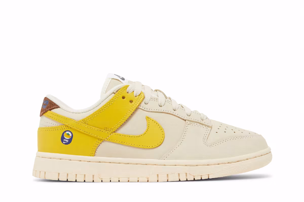 Nike Women's Dunk Low LX Banana, view 2
