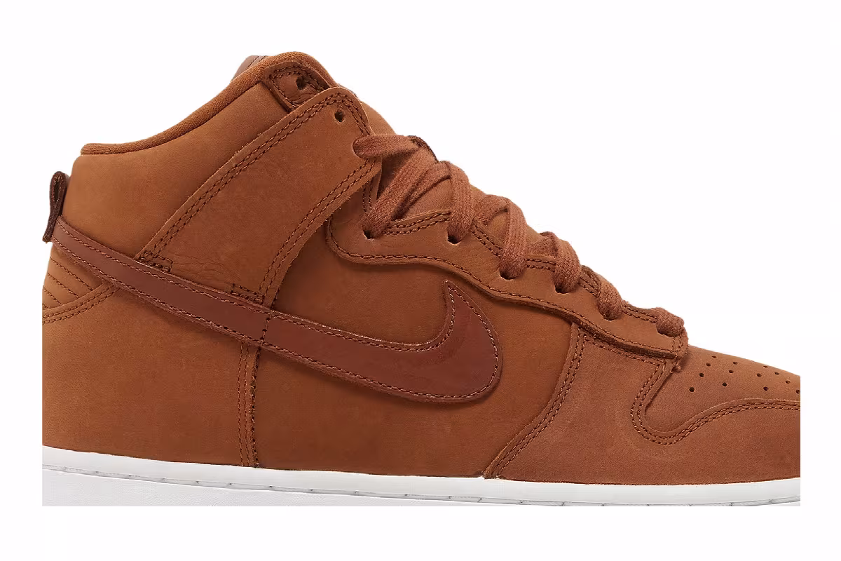 Nike Women's Dunk High Premium Pecan, view 3