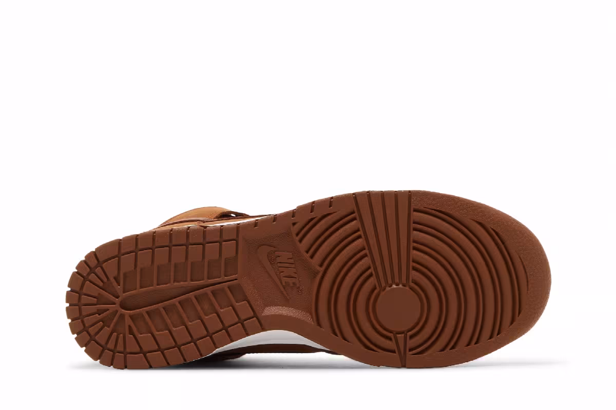 Nike Women's Dunk High Premium Pecan, view 5