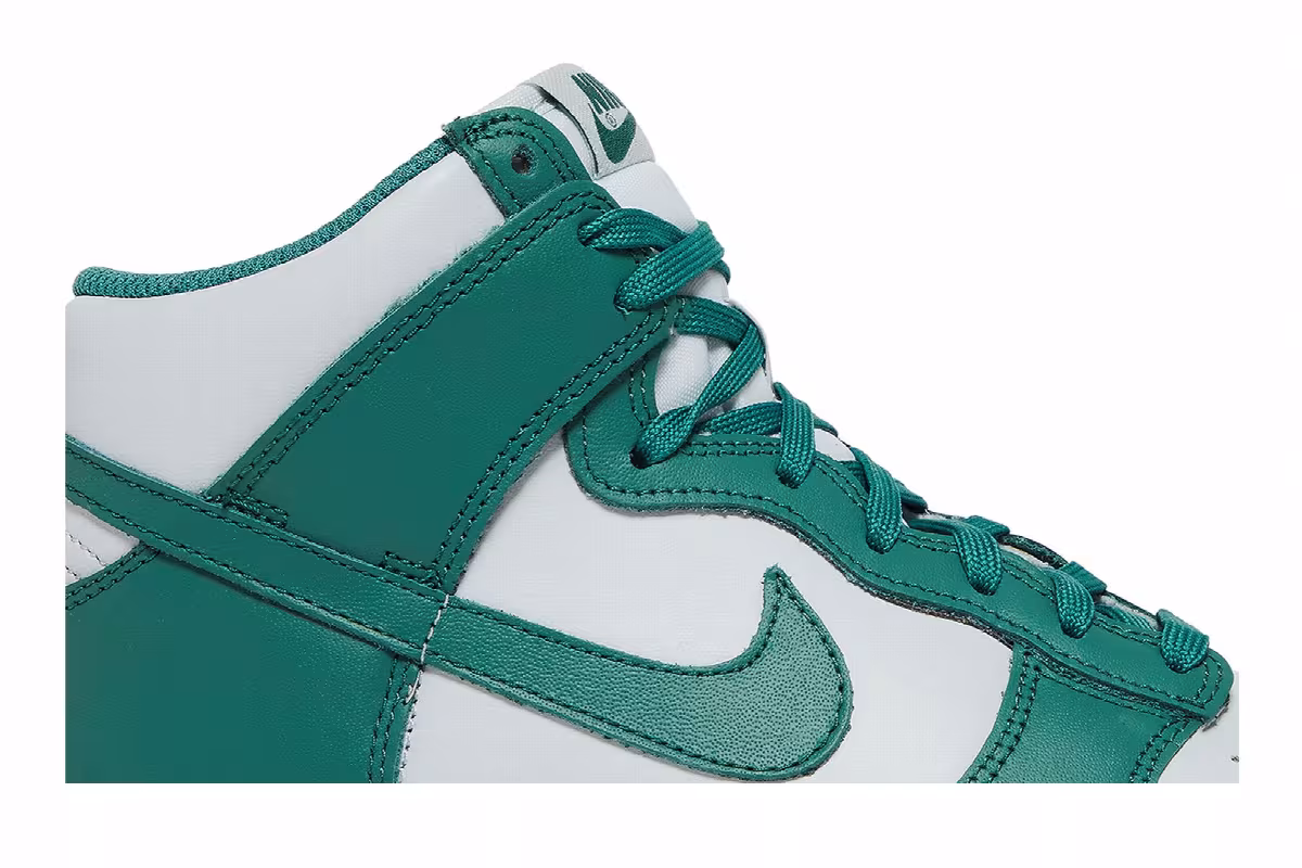 Nike Women's Dunk High Bicoastal, view 3