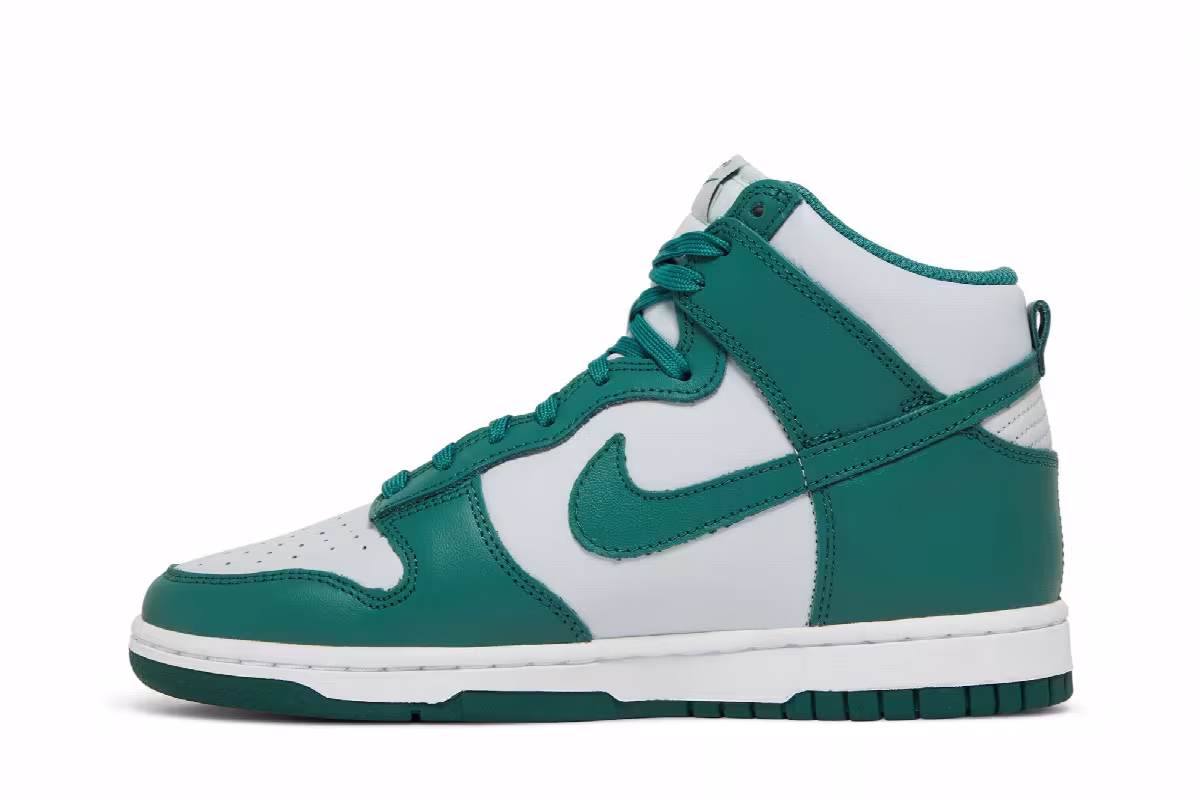 Nike Women's Dunk High Bicoastal, view 4