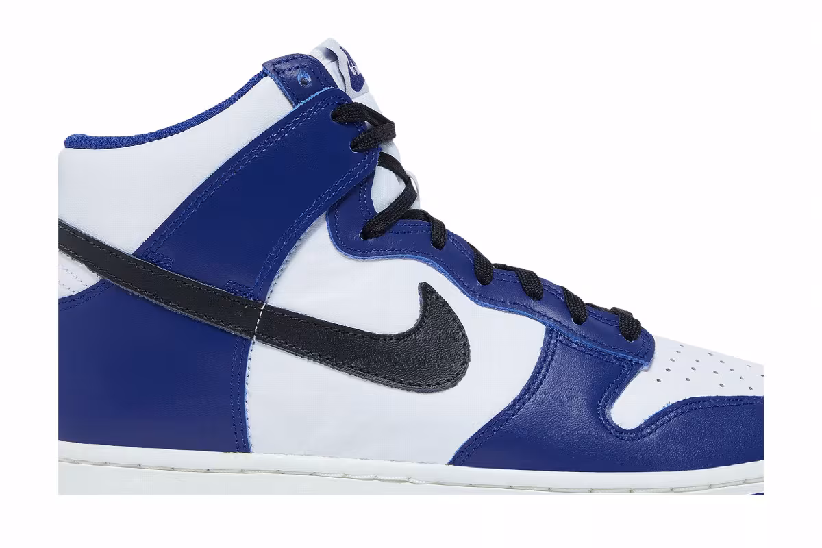Nike Women's Dunk High Deep Royal Blue, view 3