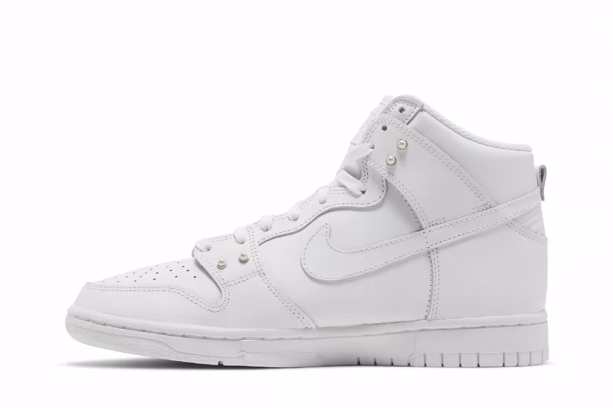 Nike Women's Dunk High SE 9000, view 4