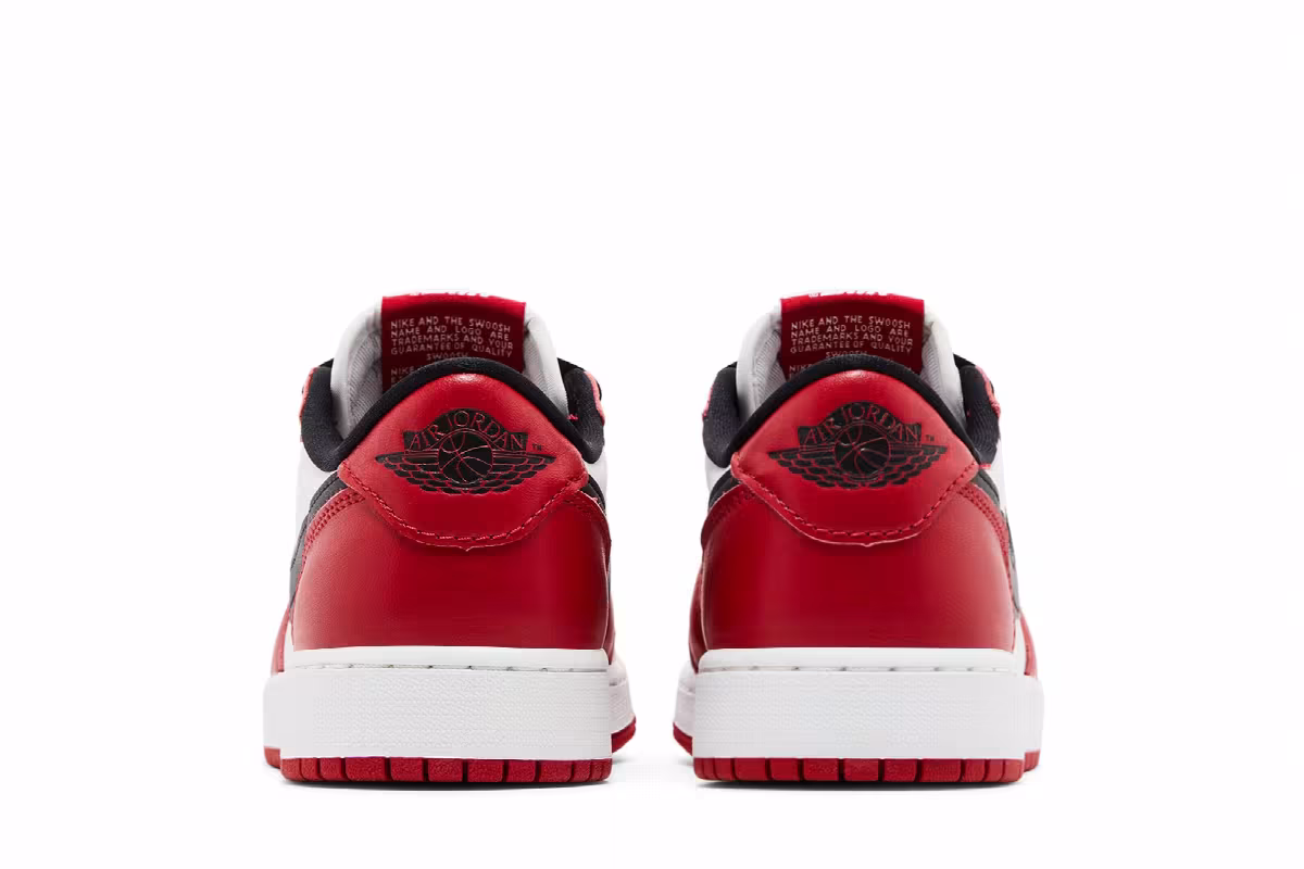 Air Jordan 1 Low OG GS Chicago 2025, view 7
