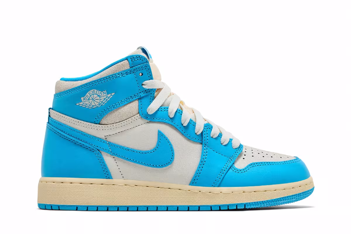 Air Jordan 1 High OG GS UNC Reimagined, view 2