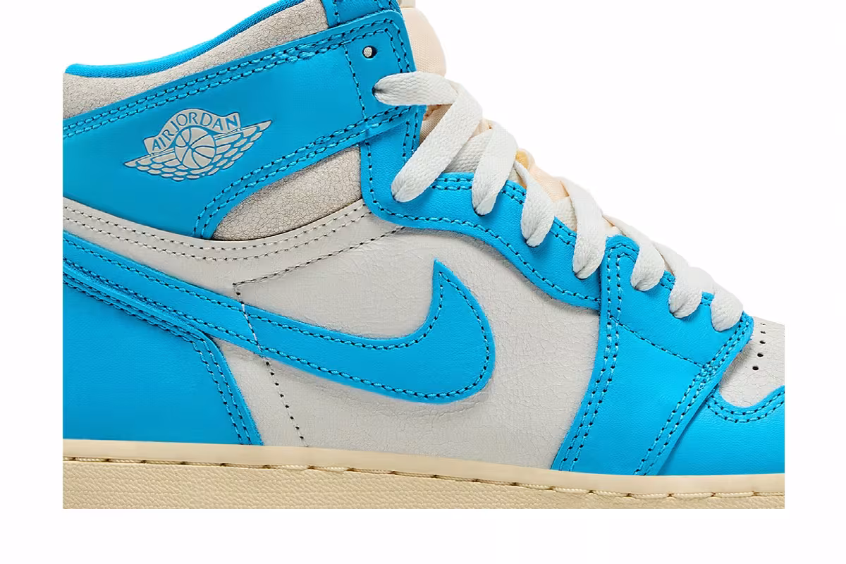 Air Jordan 1 High OG GS UNC Reimagined, view 3