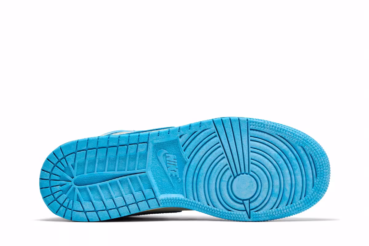 Air Jordan 1 High OG GS UNC Reimagined, view 5