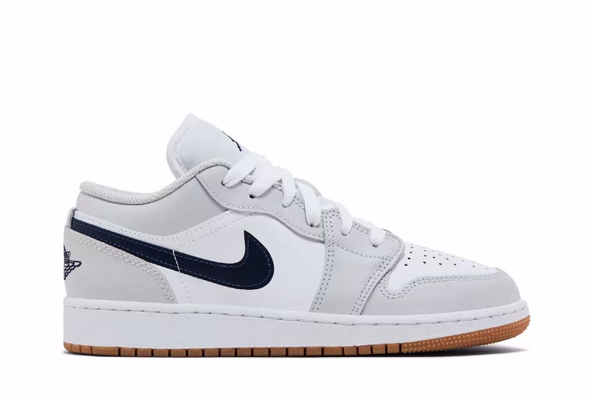 Air Jordan 1 Low GS Georgetown, view 2