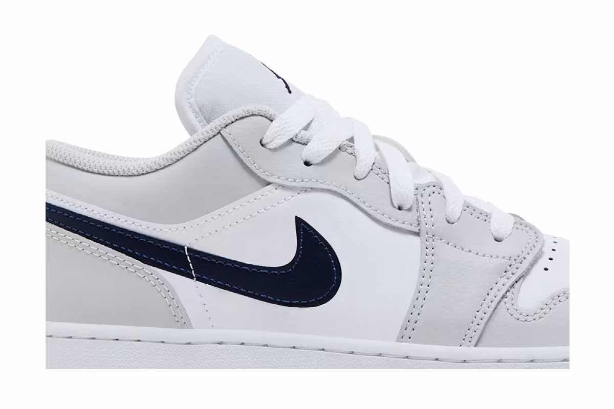 Air Jordan 1 Low GS Georgetown, view 3