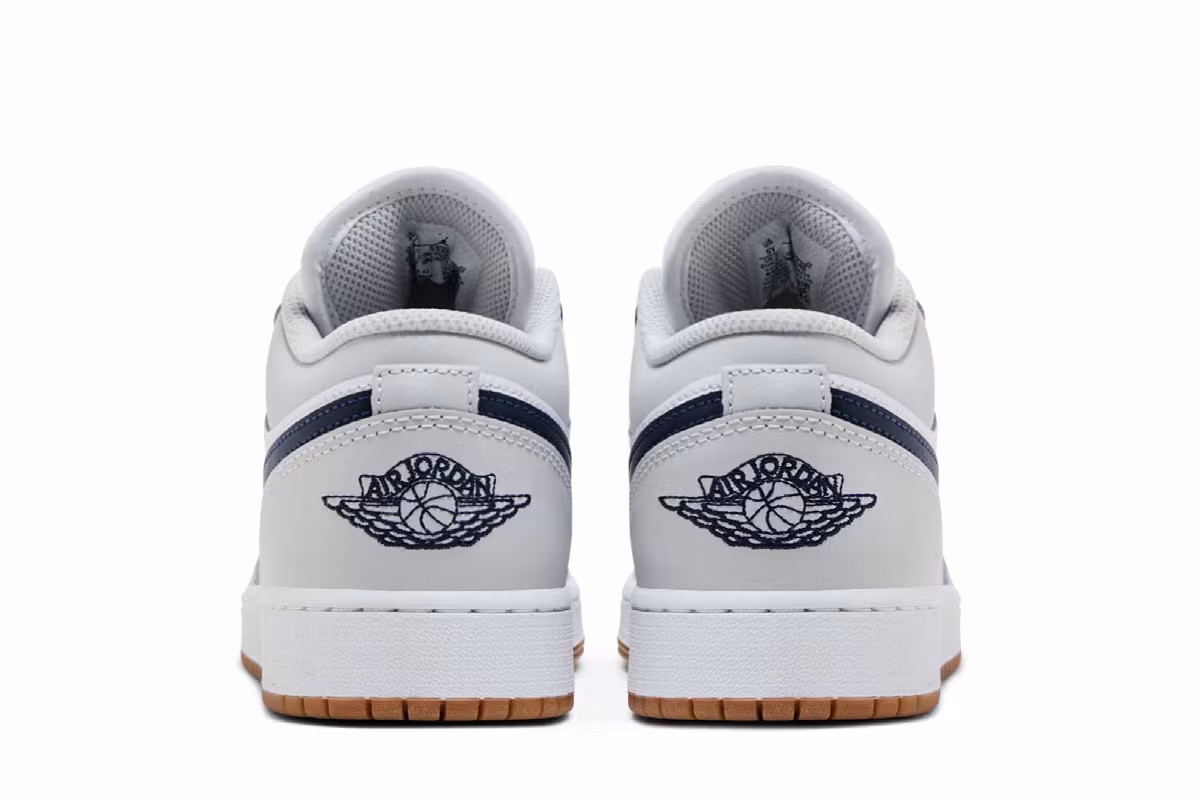 Air Jordan 1 Low GS Georgetown, view 7
