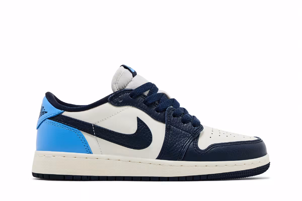 Air Jordan 1 Low OG GS Obsidian UNC, view 2