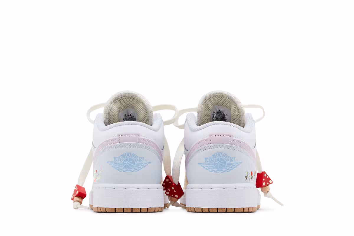Air Jordan 1 Low GS Mushroom, view 7