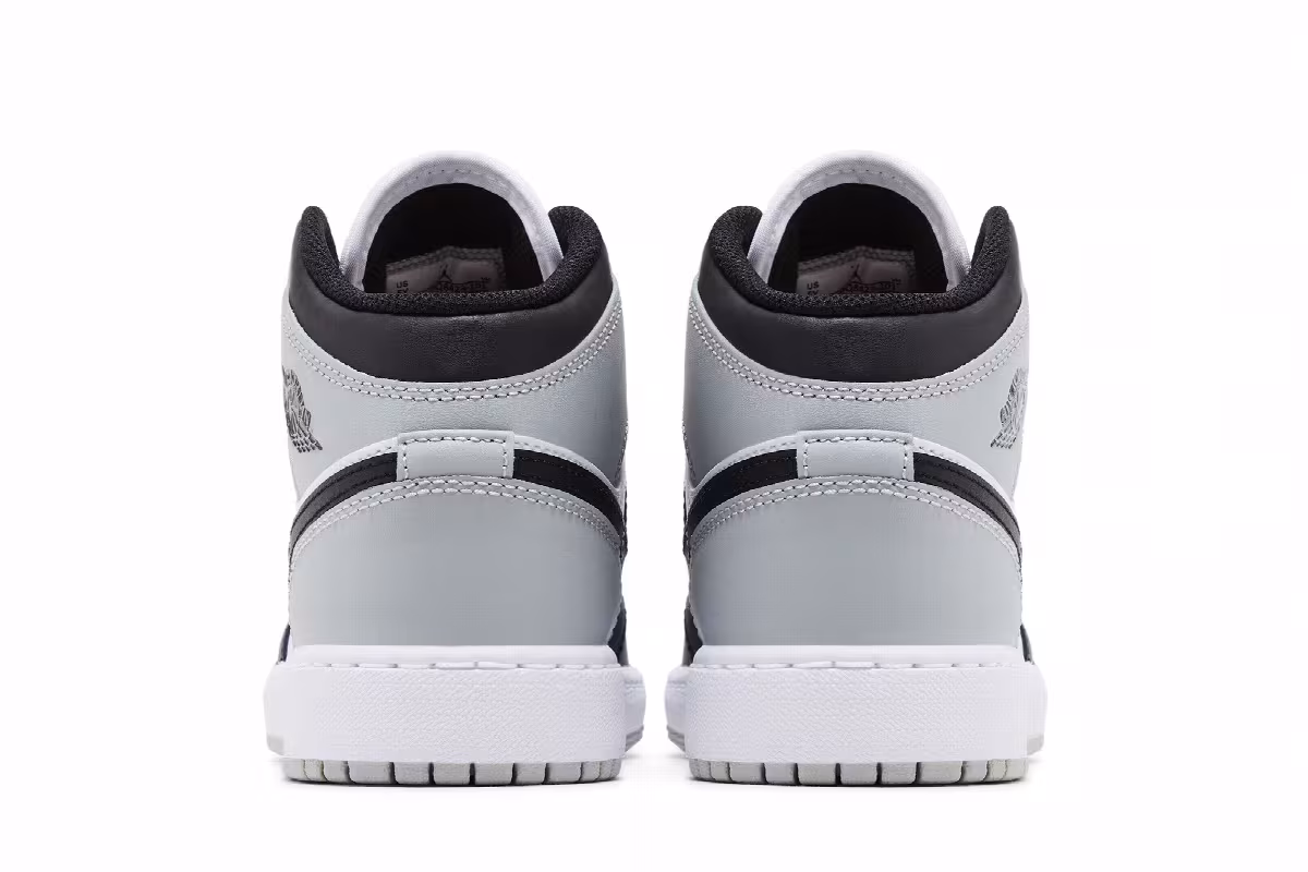 Air Jordan 1 Mid GS Barons, view 7