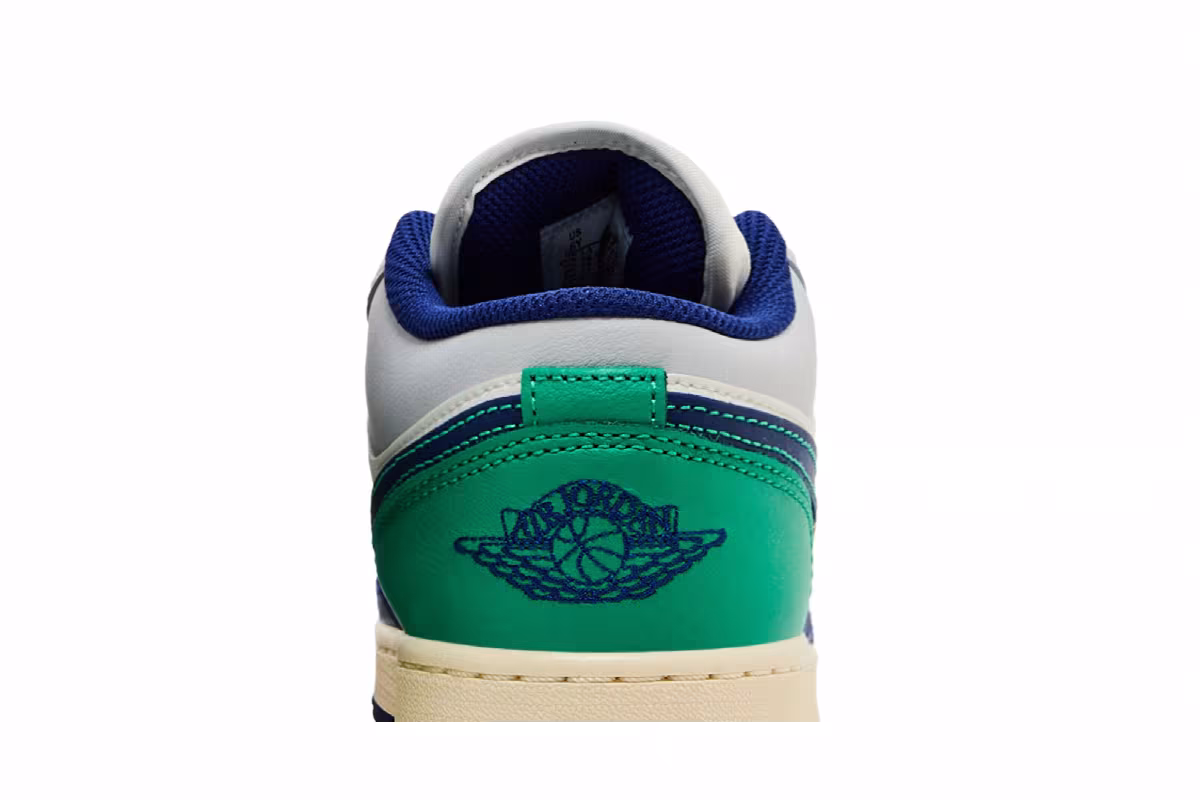 Air Jordan 1 Low GS Rare Air, view 8