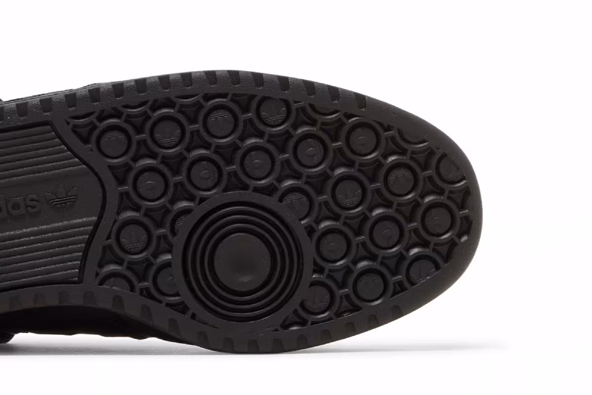 adidas Forum Low Triple Black, view 6