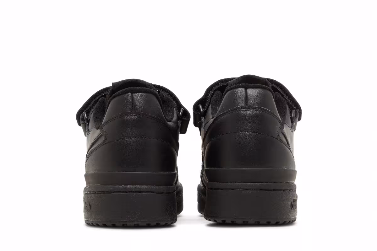 adidas Forum Low Triple Black, view 7