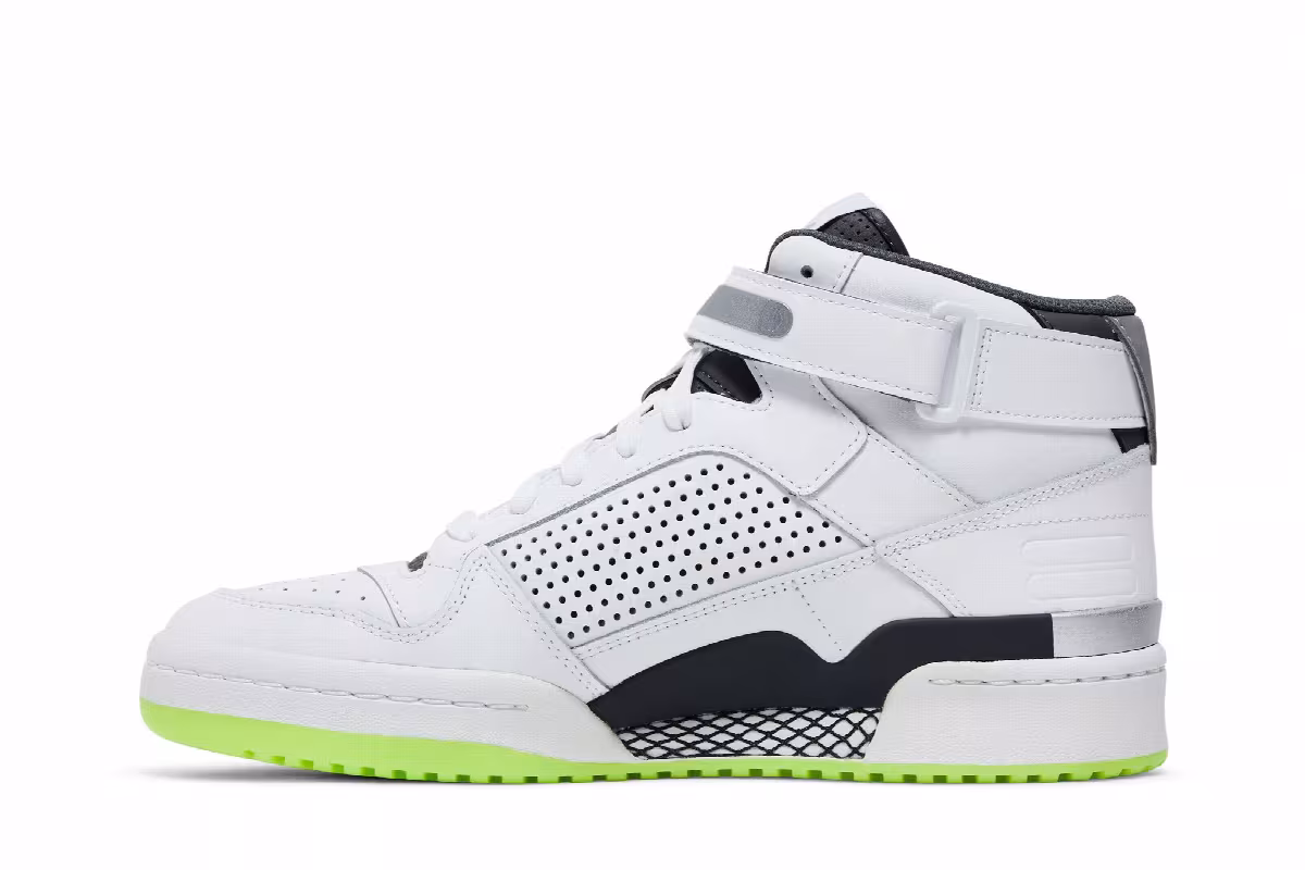 Xbox 360 x adidas Forum Mid 20th Anniversary, view 4