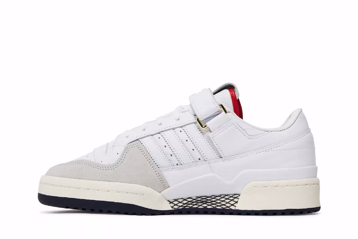Sneakersnstuff x adidas Forum 84 Low Core White, view 4